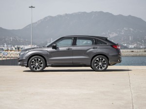 广汽本田 冠道 2017款 240TURBO 两驱尊享版 广汽本田 冠道 2017款 240TURBO 两驱尊享版