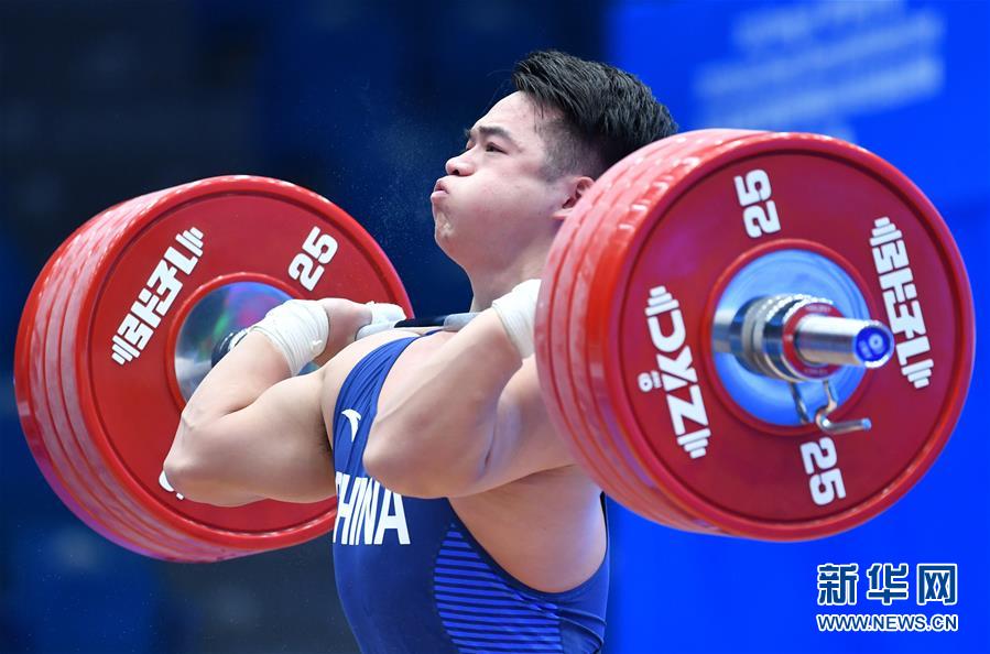 (体育)(1)举重——世界杯:田涛获男子96公斤级挺举和总成绩冠军