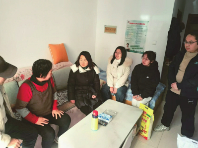 点击放大