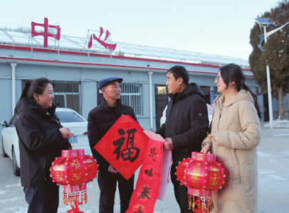 点击放大