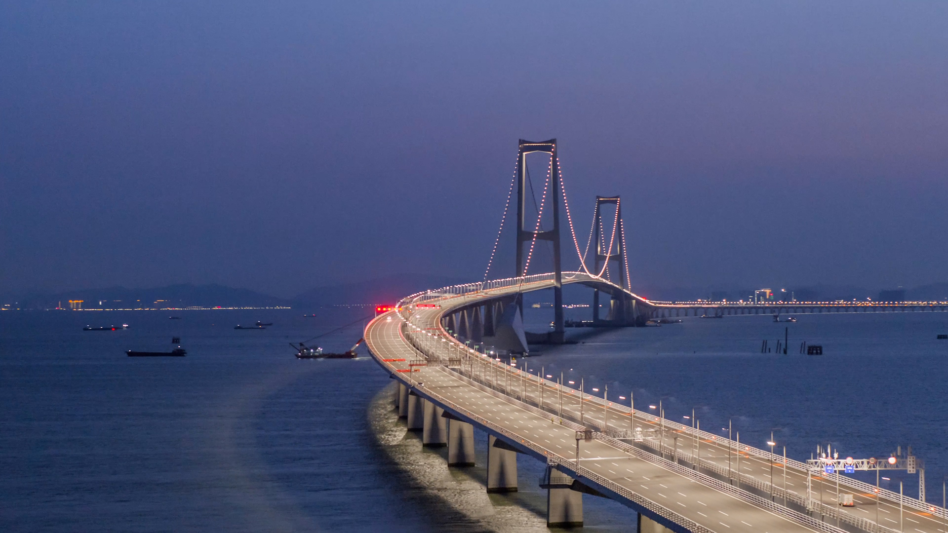 深中大桥夜景。深中通道管理中心供图