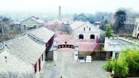点击放大