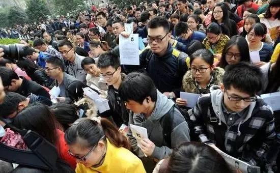 国考三年来最大规模补录 最缺人的是这个部门