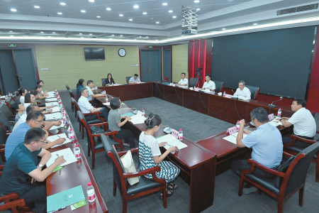 点击放大