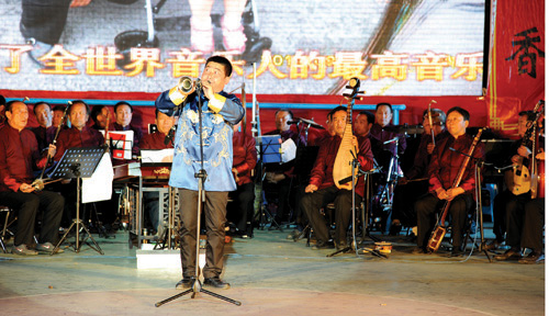 代县金秋雁门喜迎国庆书画文艺晚会异彩纷呈-