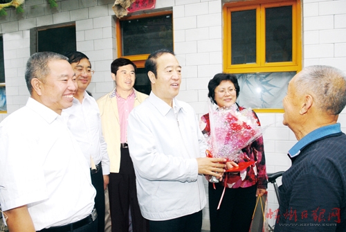 董书记看望定襄中学退休教师-忻州在线 忻州新