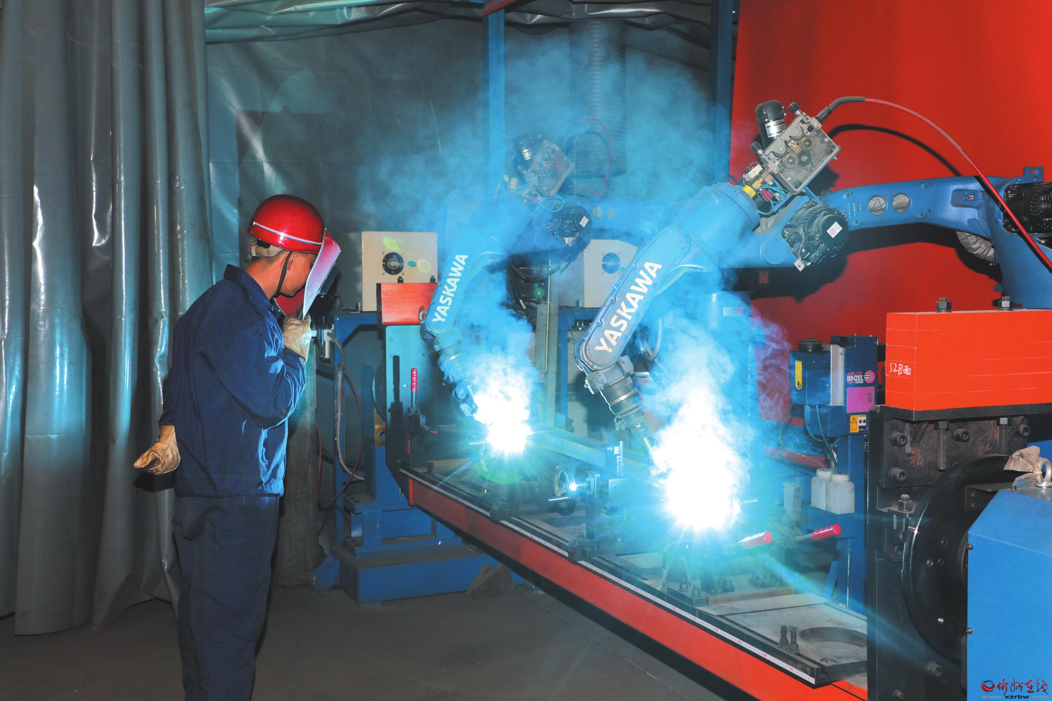 原平东昌实业有限公司全自动焊接操作现场