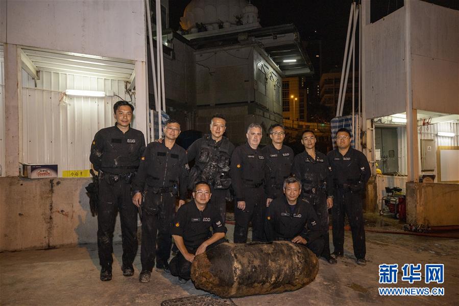 （港澳台&middot;香港故事&middot;图文互动）（6）用手触摸二战炸弹的人——访香港警方拆弹专家