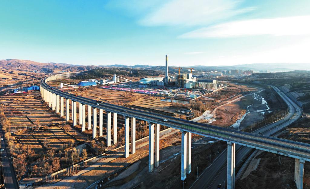 灵河高速宁武段恢河特大桥