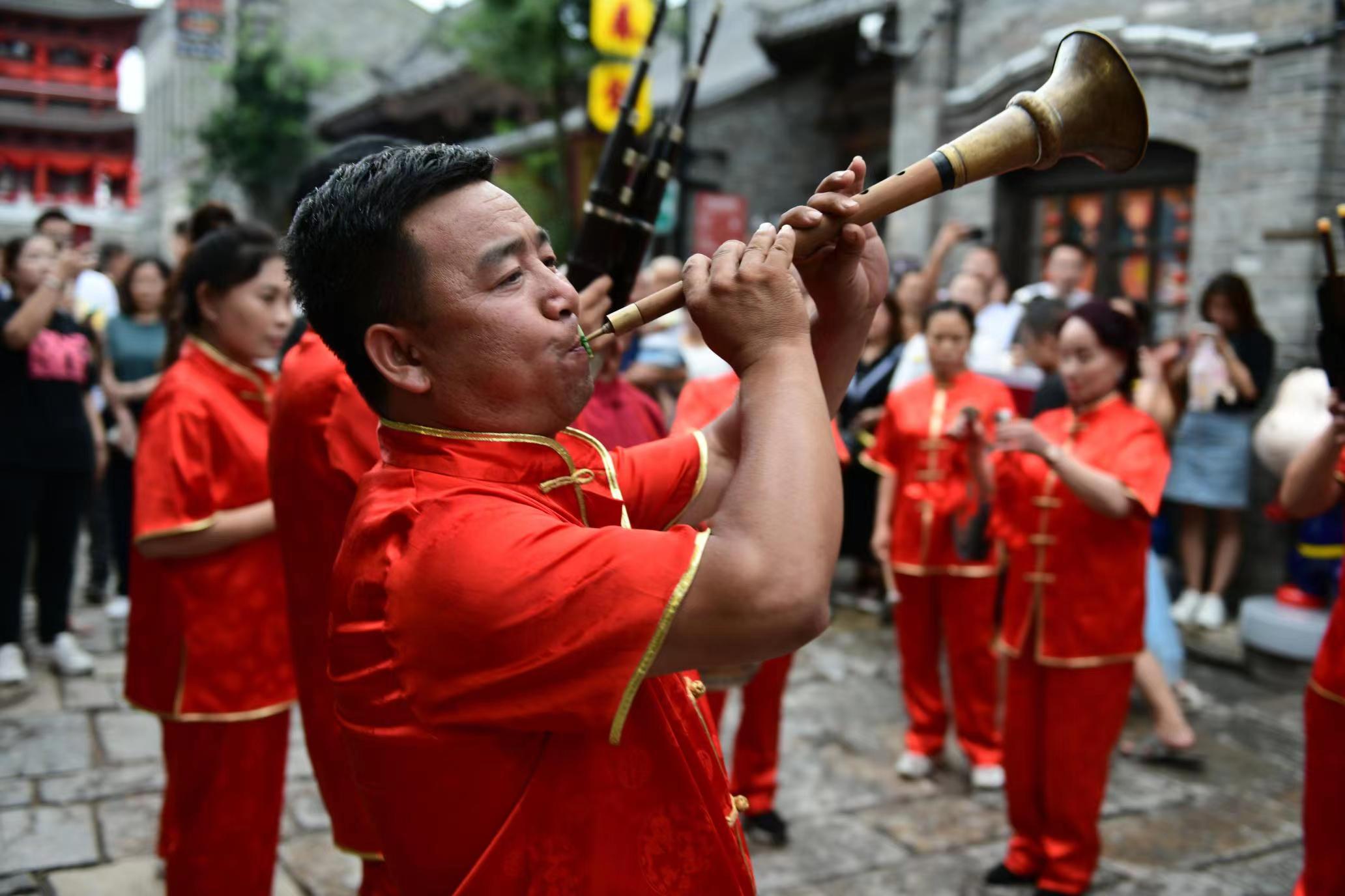 "非遗"唢呐"八音会".张林泉摄