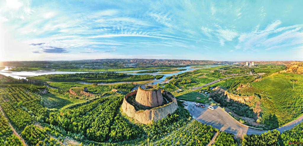 河曲县以全域旅游示范区建设为契机,结合区位特点,资源禀赋,充分利用